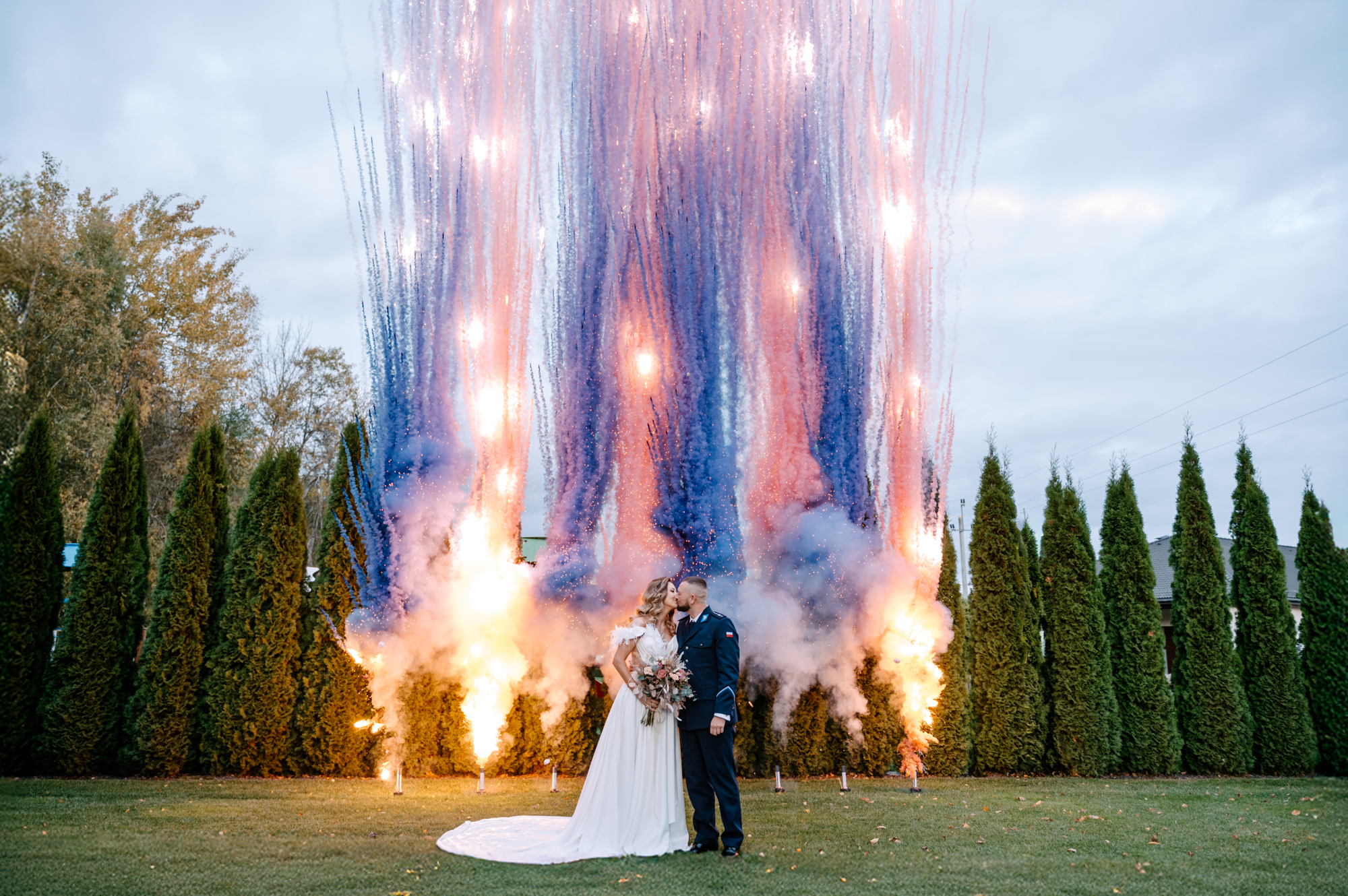 Kolorowe wystrzały dymne